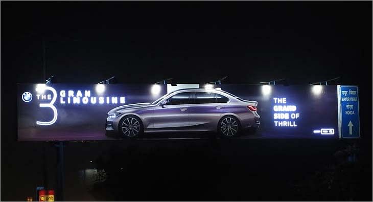 BMW OOH campaign?blur=25