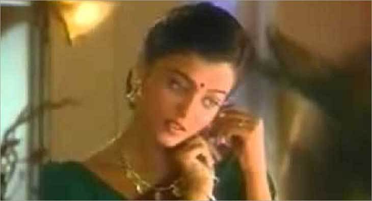 Aishwarya Rai Titan Ad?blur=25